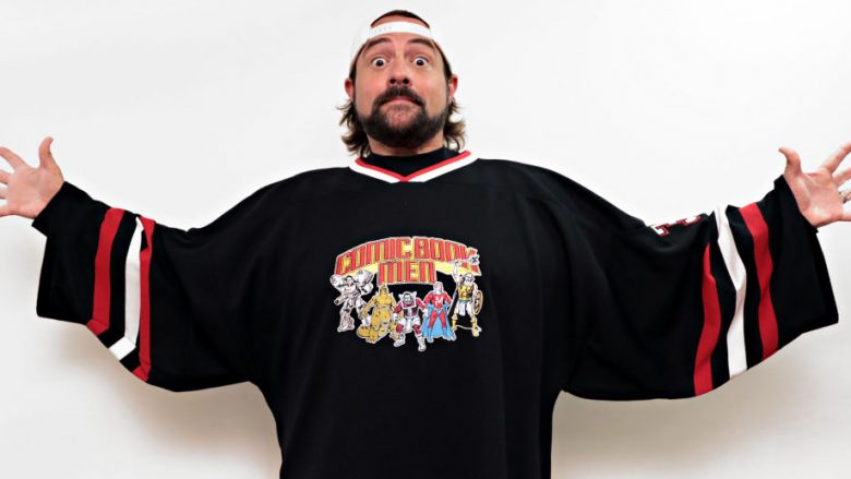 Komiku i njohur për rolin e ‘Silent Bob’, Kevin Smith i mbijeton infarktit në zemër