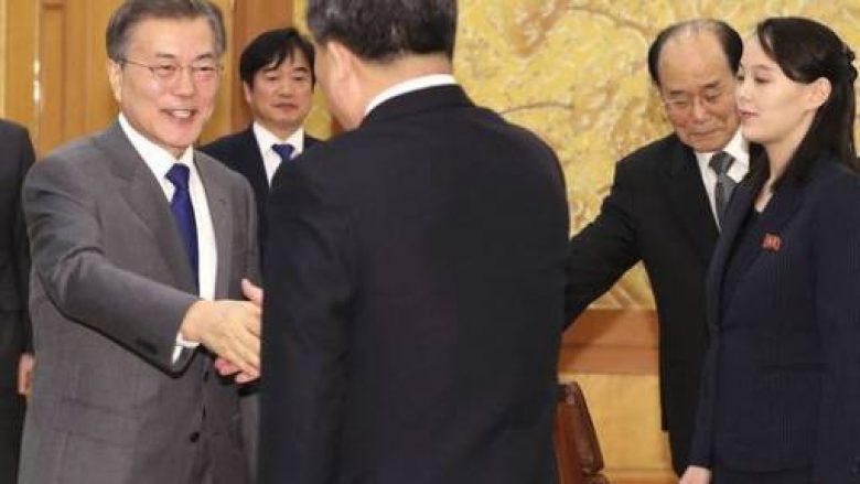 Kim Jong-un fton presidentin e Koresë së Jugut në Seul