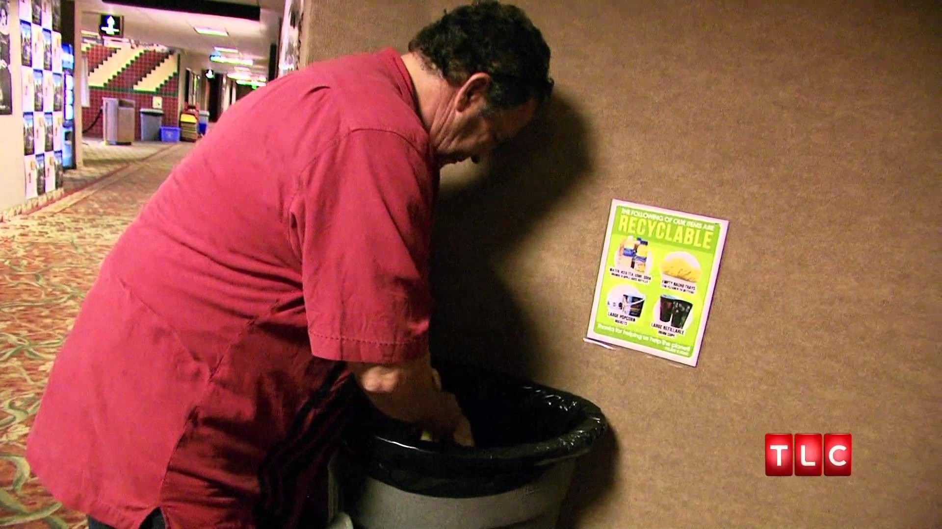 Экстремальные способы экономии сериал кадры. Экстремальные способы экономии. Экстремальные способы экономии сериал кадры. Экстремальная экономия тлс. Тлс передачи экстремальная экономия.