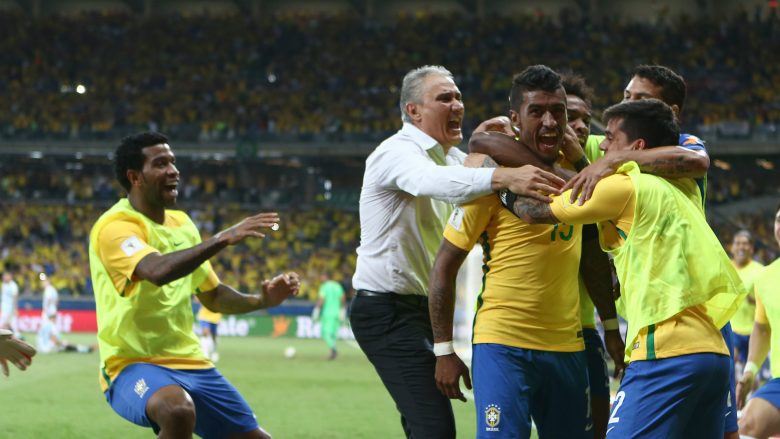 Trajneri i Brazilit zbulon 15 futbollistë që e kanë vendin e sigurt për Kampionatin Botëror