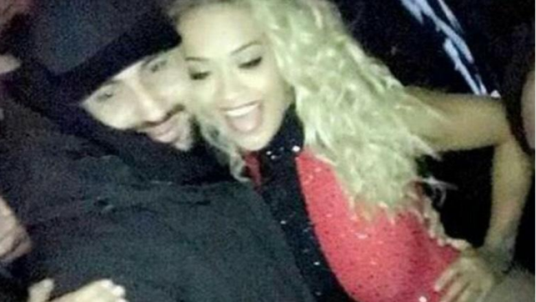 Rita Ora gjatë rrugës për në aeroport takohet me Ledri Vulën (Video)