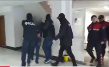 Arrestohen të dyshuarit për vrasjen e biznesmenit në Tiranë (Video)