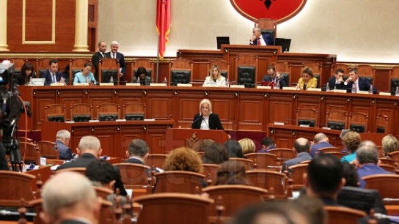BE i kërkon Shqipërisë udhëheqjen e procesit të Ligjit të Arsimit të Lartë në Kosovë