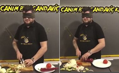 Pamje mbresëlënëse: Kuzhinieri mbyll sytë me shami dhe me precizitet të paparë i prenë perimet (Video)