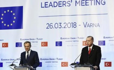 ​Tusk: BE është e shqetësuar me veprimet e Turqisë