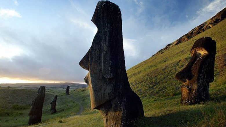 Dhjetë vendet më misterioze në Tokë (Foto)