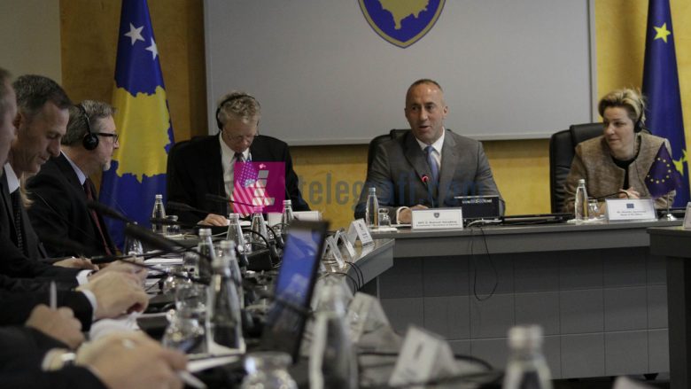 Haradinaj: Të fuqizojmë luftën kundër korrupsionit dhe krimit të organizuar