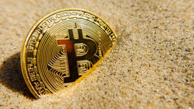 Flasin ekspertët: Kush po rrezikohet më shumë nga rënia e Bitcoin? (Video)