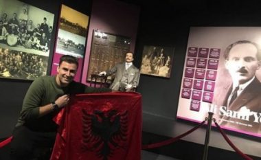 Cana viziton Galatasarayn, krenohet me themeluesin Ali Sami Frashëri