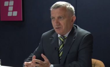 Ambasadori Minxhozi nuk e pranon që ka barriera tregtare Kosovë-Shqipëri