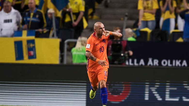 Sneijder pensionohet nga Kombëtarja e Holandës