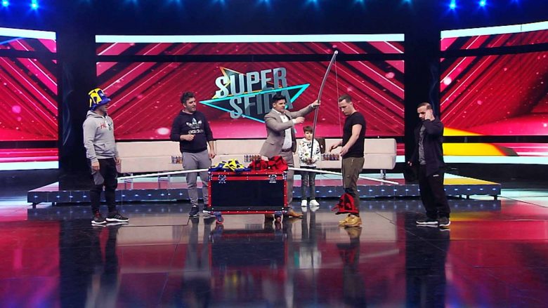 Grupi “Çka ka shpija” fitoi kundër grupit “Blero Nza” në show-n Super Sfida