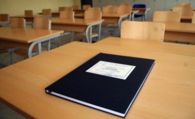 Ligji për mësimdhënësit e viteve ’90-ta, përplas Kosovën me Fondin Monetar