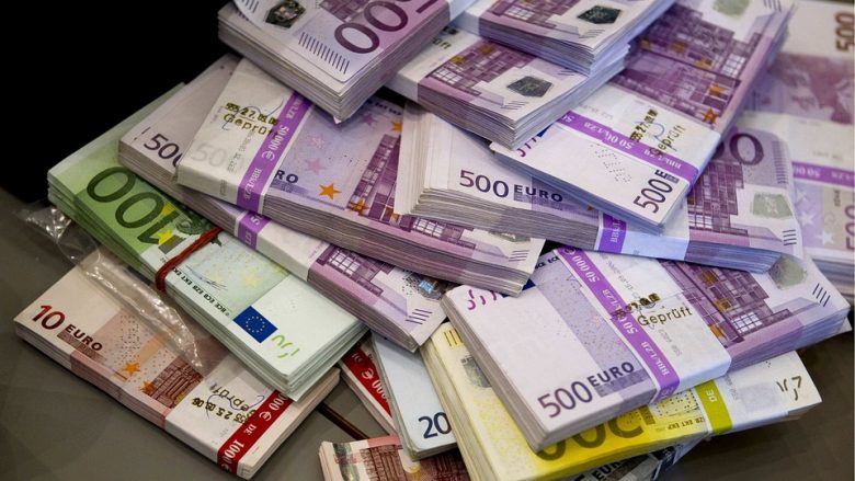 Qeveria e Maqedonisë mori hua prej 56 milionë euro