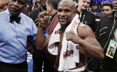 Legjenda e MMA-së, Charles Son: Mayweather do të rikthehet në ring sepse ka falimentuar