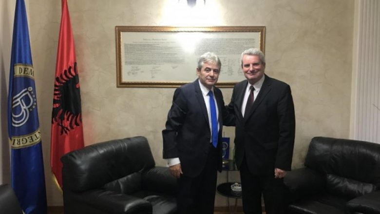 Takohen Ahmeti dhe Ambasadori Gerberich, diskutuan për situatën politike në vend