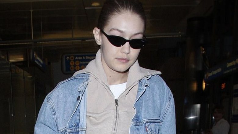 Gigi Hadid duket bukur në veshje të thjeshtë dhe pa grim pas ndarjes nga Zayn Malik