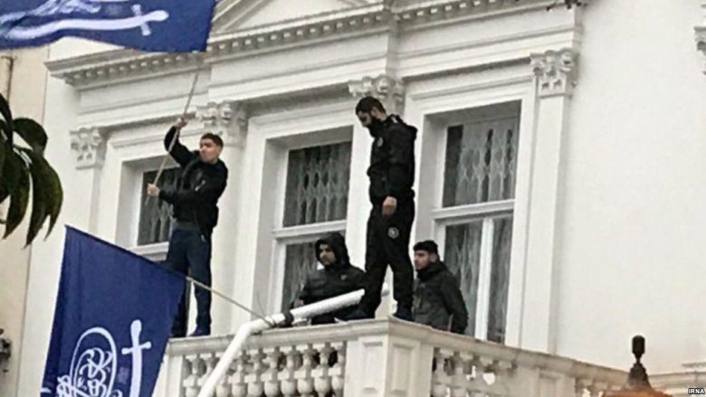 Arrestohen katër perona, u ngjitën në ballkonin e ambasadës iraniane në Londër