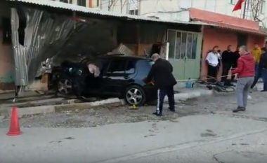 Aksident tragjik në Durrës, humb jetën një person (Video)