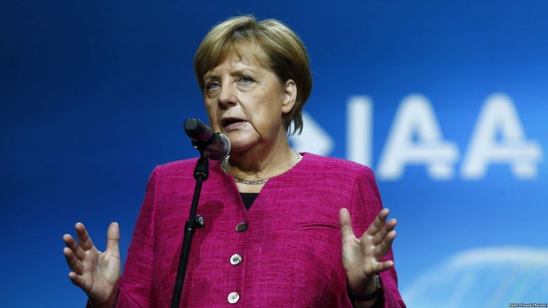 Merkel: Armëpushimi në Ukrainë po shkelet çdo natë