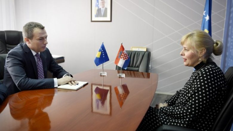 Kosova dhe Kroacia zotohen për avancim të punësimit sezonal