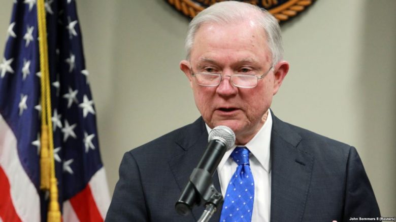 Sessions nuk emëron këshilltar special për të hetuar paragjykimet rreth çështjes ruse