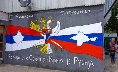 “AP”: Përfshirja e Rusisë në krizën mes Kosovës dhe Serbisë e komplikon situatën