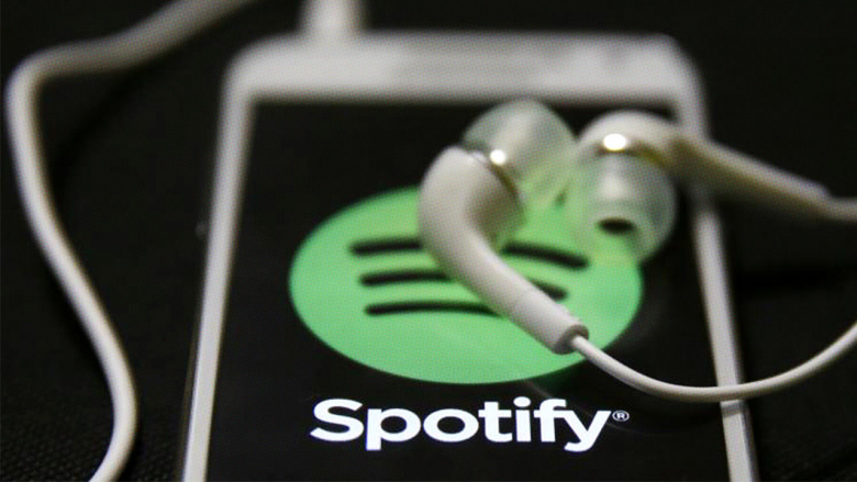 Spotify del në bursë pas humbjeve prej 1.5 miliardë dollarëve