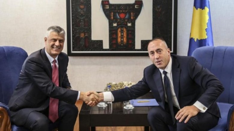 Thaçi e Haradinaj nuk tremben nga kërcënimet dhe ultimatumet e Serbisë