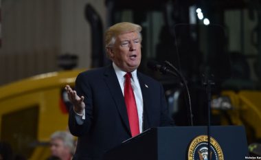 Raportohet se Trump ka suspenduar ndihmën për Sirinë