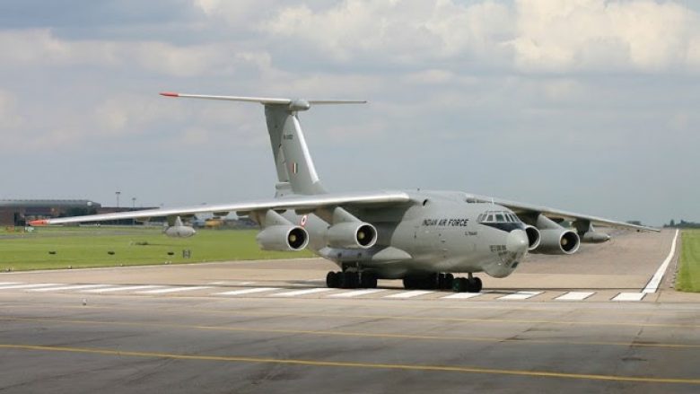 Algjeri, mbi 230 viktima pas rrëzimit të avionit luftarak