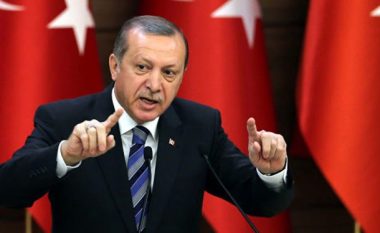 Erdogan bën thirrje për vendosjen e një “themeli të ri për paqen në botë”