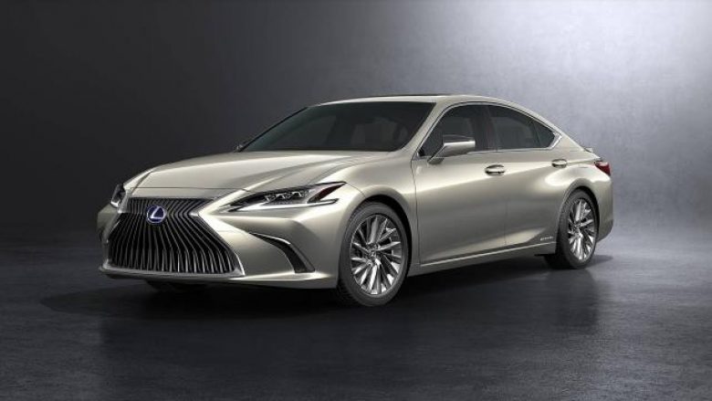 ​Arrin Lexus ES për 2019 (Foto)