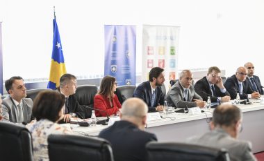 Haradinaj: Në shëndetësi ende ka punë për t’u bërë