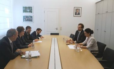 Zëvendësministrja Vuniqi kërkon mbështetjen e Luksemburgut për liberalizimin e vizave