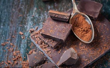 Aq më e zezë çokollata, aq më mirë për shëndetin tuaj: Ato me mbi 70% kakao bëjnë mrekulli për mendjen, zemrën dhe imunitetin