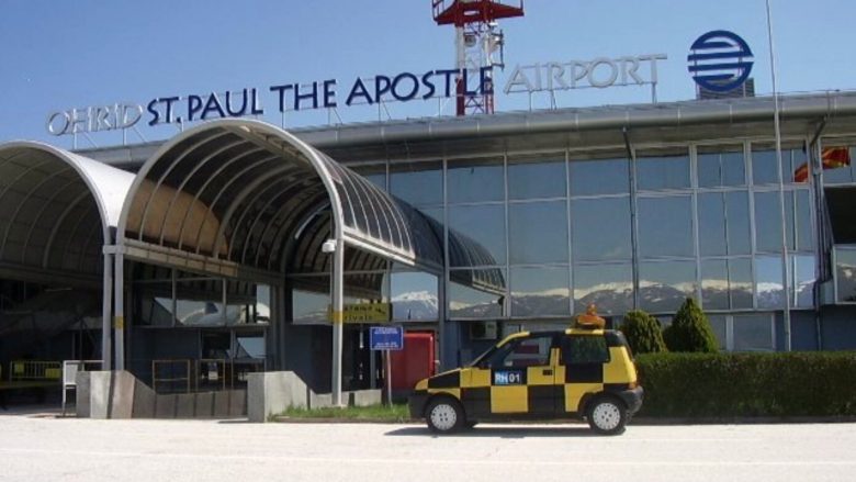 Arrestohen shtetas turq në aeroportin e Ohrit për shkak të falsifikimit të dokumenteve