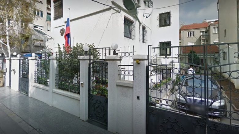 Ambasada e Rusisë mohon të jetë organizatore e protestës mbështetëse në Shkup