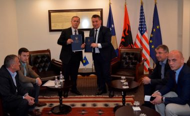 Lekaj dhe Begaj, nënshkruan marrëveshje për financimin e disa projekteve në Malishevë