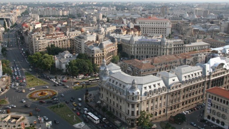 Në Bukuresht diskutohet për Maqedoninë dhe Kosovën
