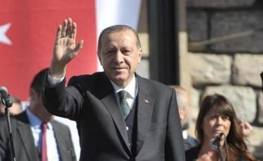 Erdogan shpallet qytetar nderi i Novi Pazarit