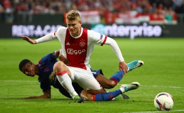 Arsenal, United dhe Man City të hapur për transferimin e De Ligt