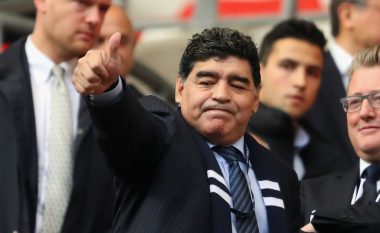 Maradona: Nuk ishte penallti, pasi Vazquez e hodhi veten në tokë – edhe unë do ta bëja të njëjtën