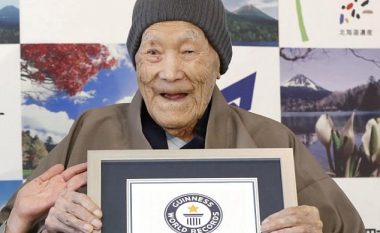 Japonezi 112-vjeçar është zyrtarisht njeriu më i vjetër në botë (Foto)