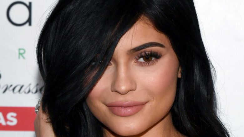 Kylie Jenner: Jam viktimë e përqeshjeve që nga mosha nëntëvjeçare