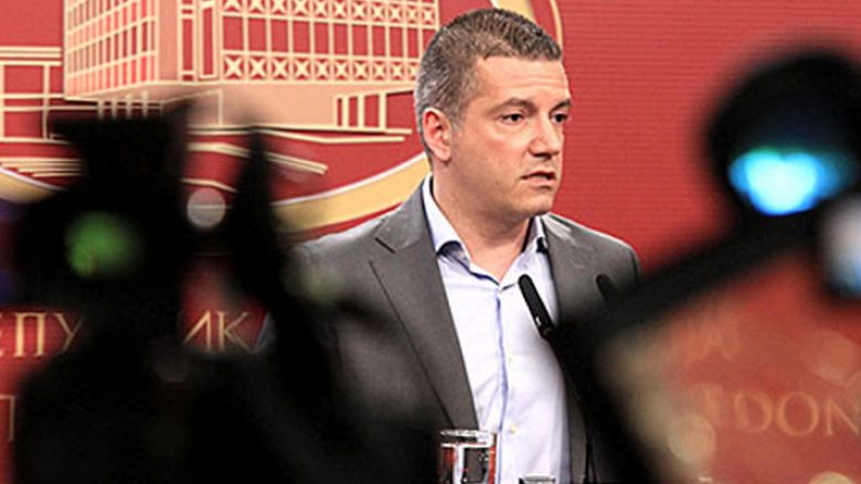 Mançevski zotohet për parandalimin e dukurive të punësimit të familjarëve të funksionarëve