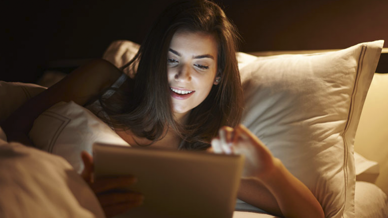 Femrat që shikojnë filma pornografikë janë më të lumtura