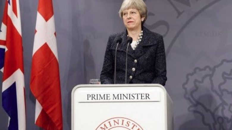 May: Qeveria siriane dhe Rusia do të përgjigjen për sulmet kimike