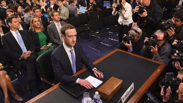 Zuckerberg: Edhe të dhënat e mia u morën nga Cambridge Analytica