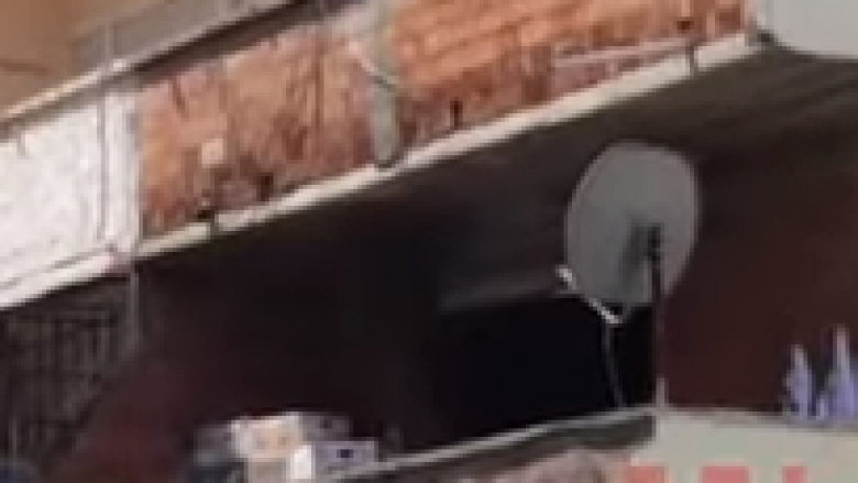 Shpërthen bombola e gazit, shihni çfarë ka mbetur brenda banesës në Vlorë (Video)